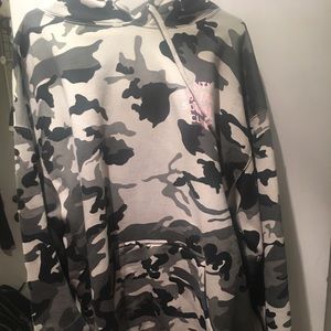 Anti Social Social Club snow Camo hoodie size xl
